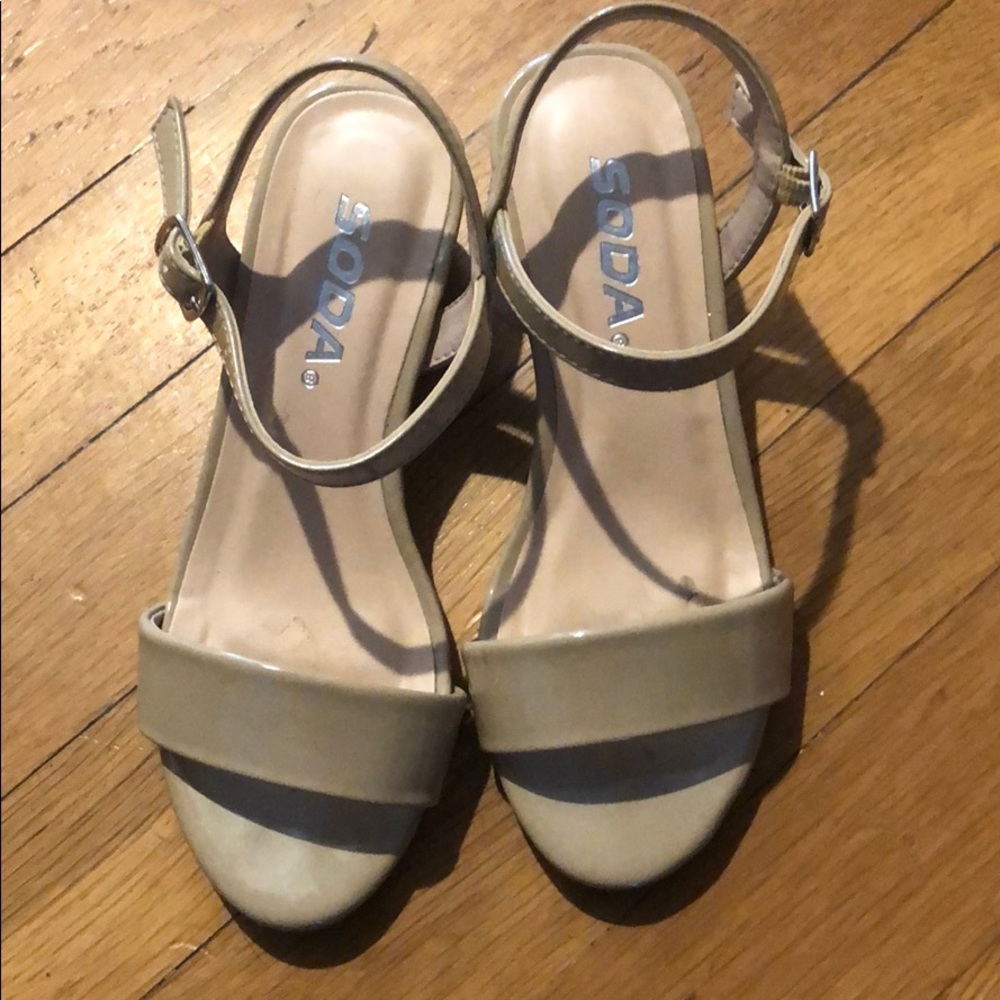 Children Nude block heel size 12